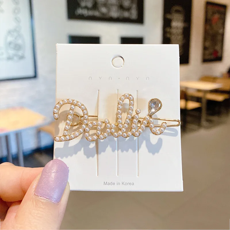 Wholesale Retro Palace Style Headdress Pearl Crystal Hairpin For Ladies