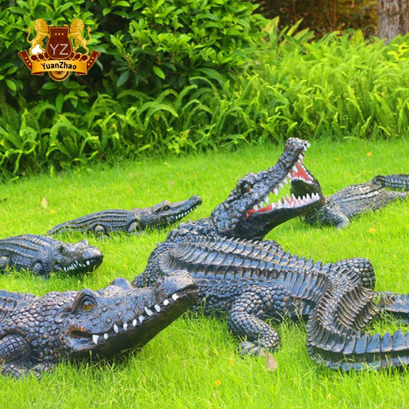 Park Scene Creative  Metal Art Antique Animal Sculpture High Quality Bronze Animal Crocodile Statue