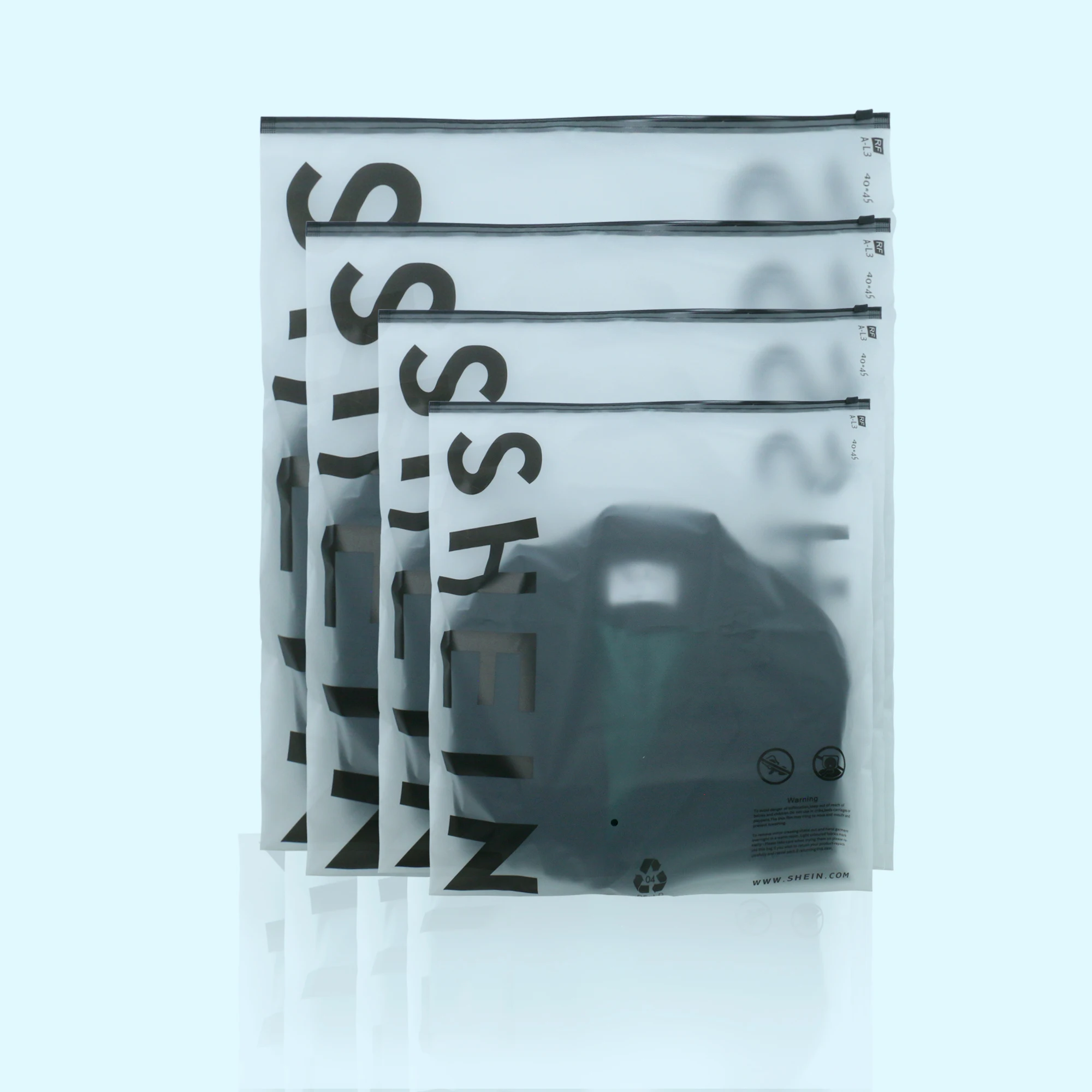 Wholesale customized plastic transparent zipper bag custom logo frosted zipper bag for clothing packaging
