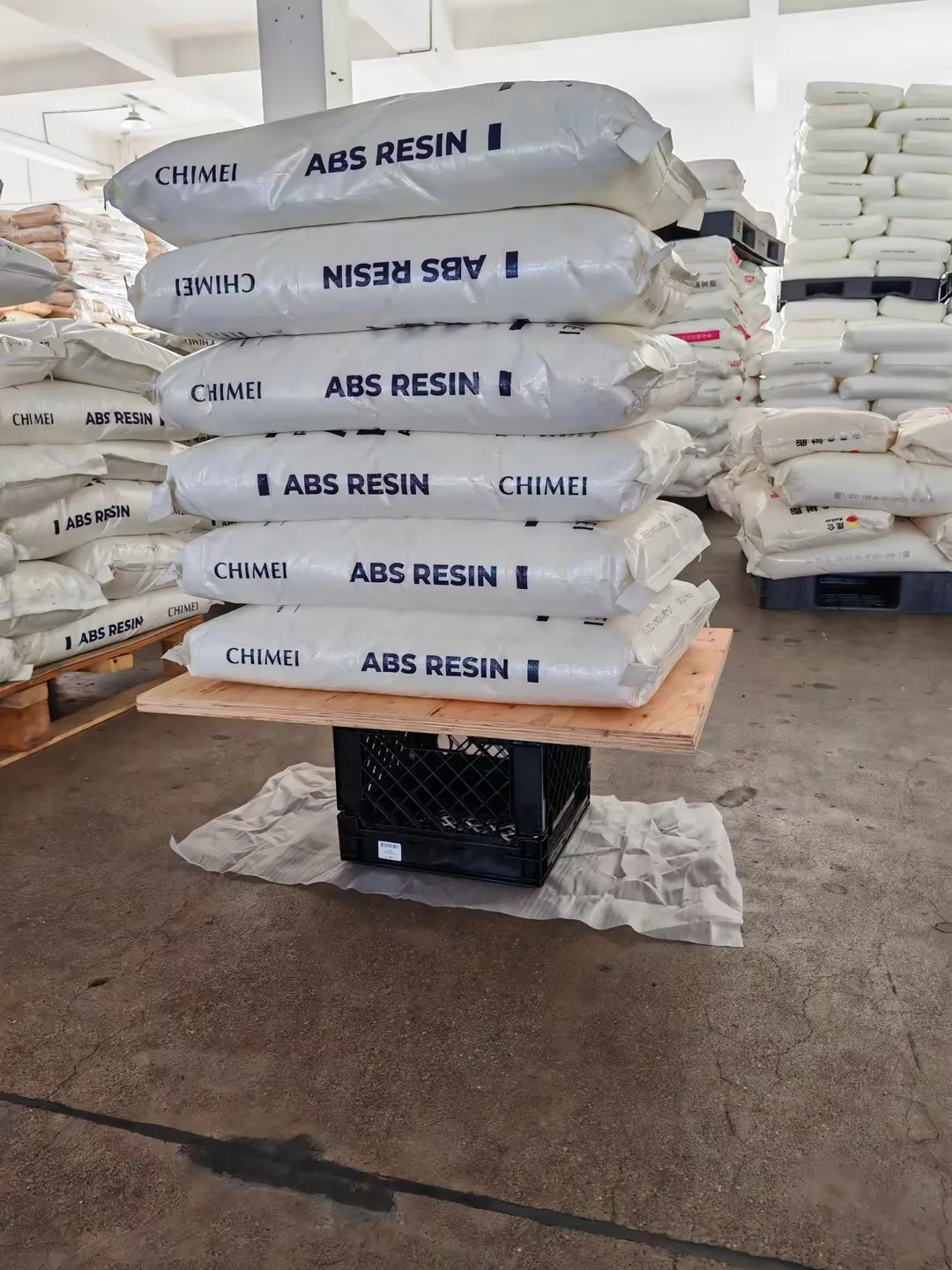 Collapsible crate plastic storage crate milk crate for sale