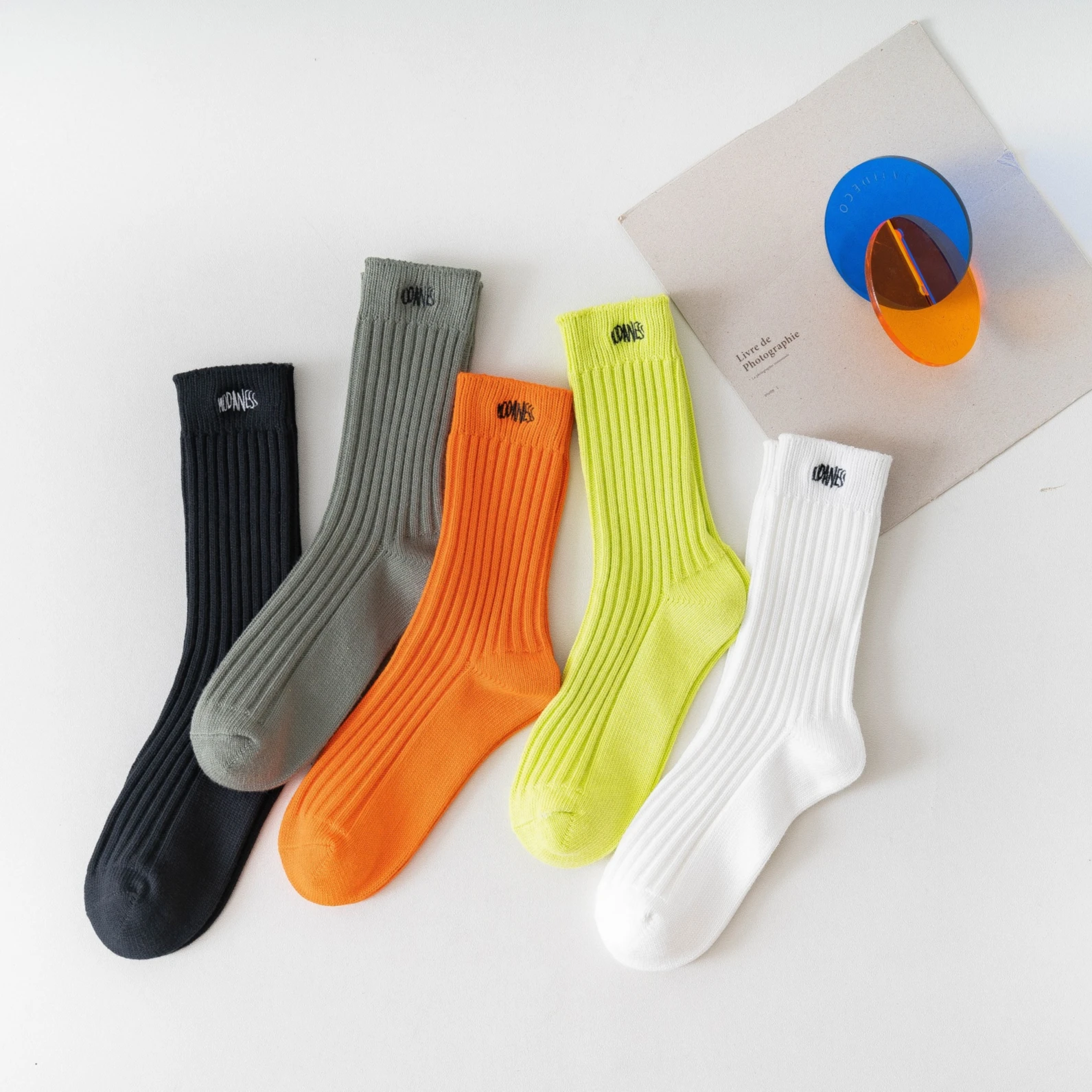 Street Fashion Hip Hop Breathable Anti-Bacterial Durable neon color Running Socks Professional Athletic Socks Unisex