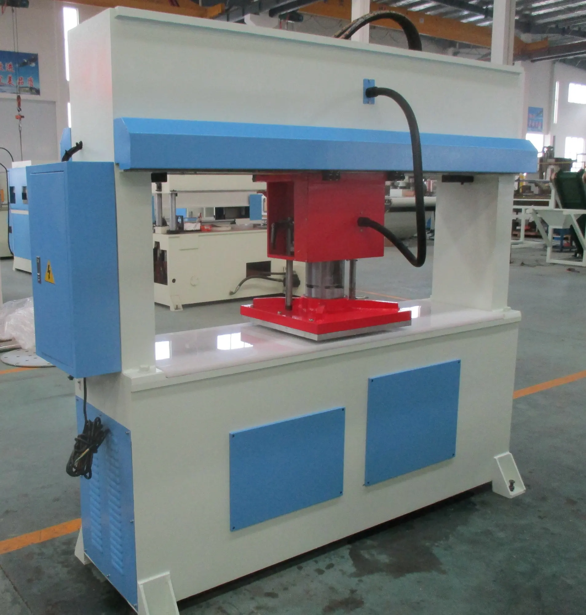 
30T CE hydraulic traveling head cutting machine 