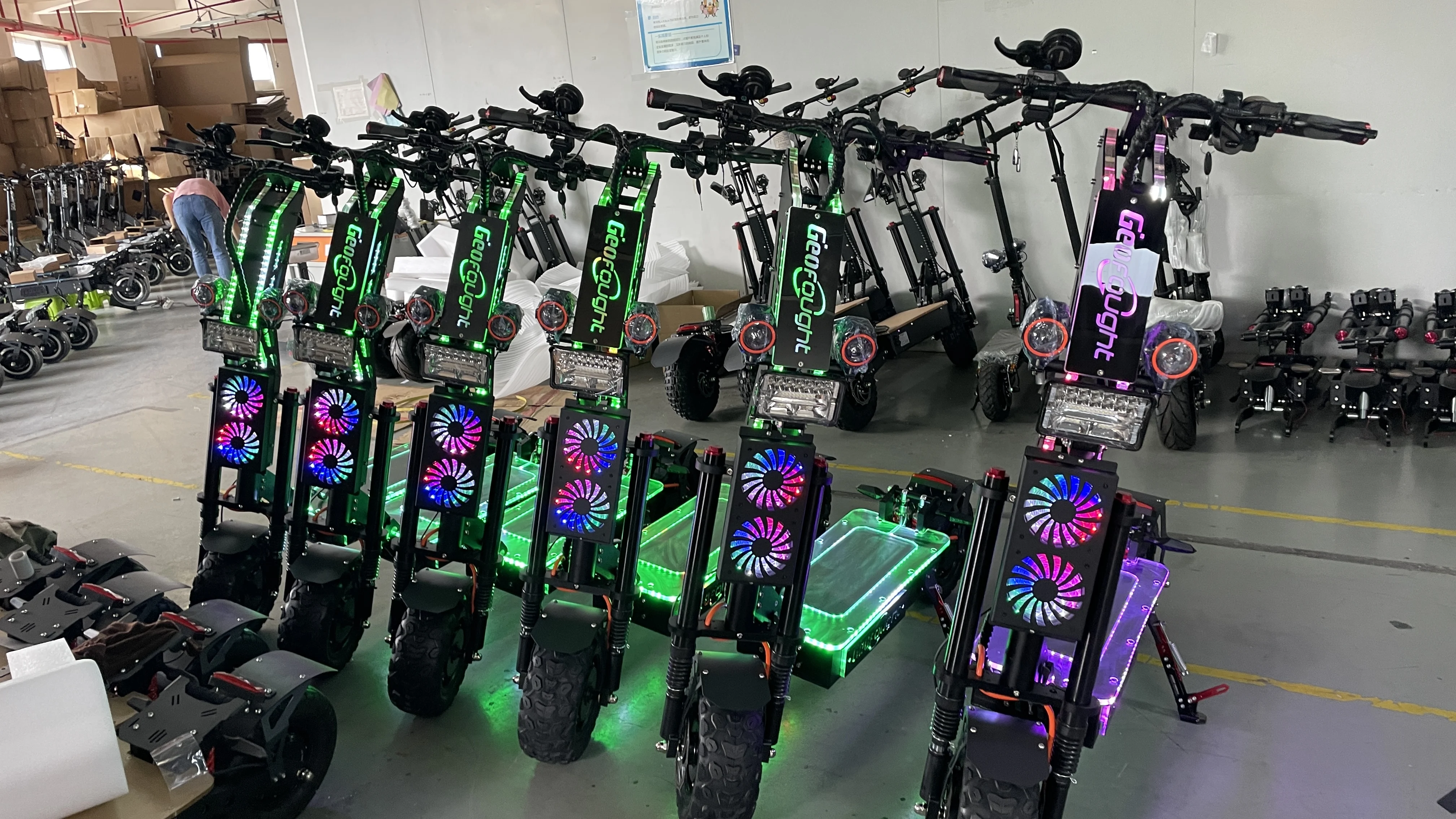 Высокий мощный электрический скутер MOQ1 2023 со склада в США weped dark knight 72 40 Ач высокая скорость 8000