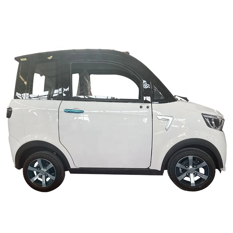 Electric Car 3 Seats Closed Cabin Made in China Electric Vehicle Four Wheels Adult Auto Motives Mini Car