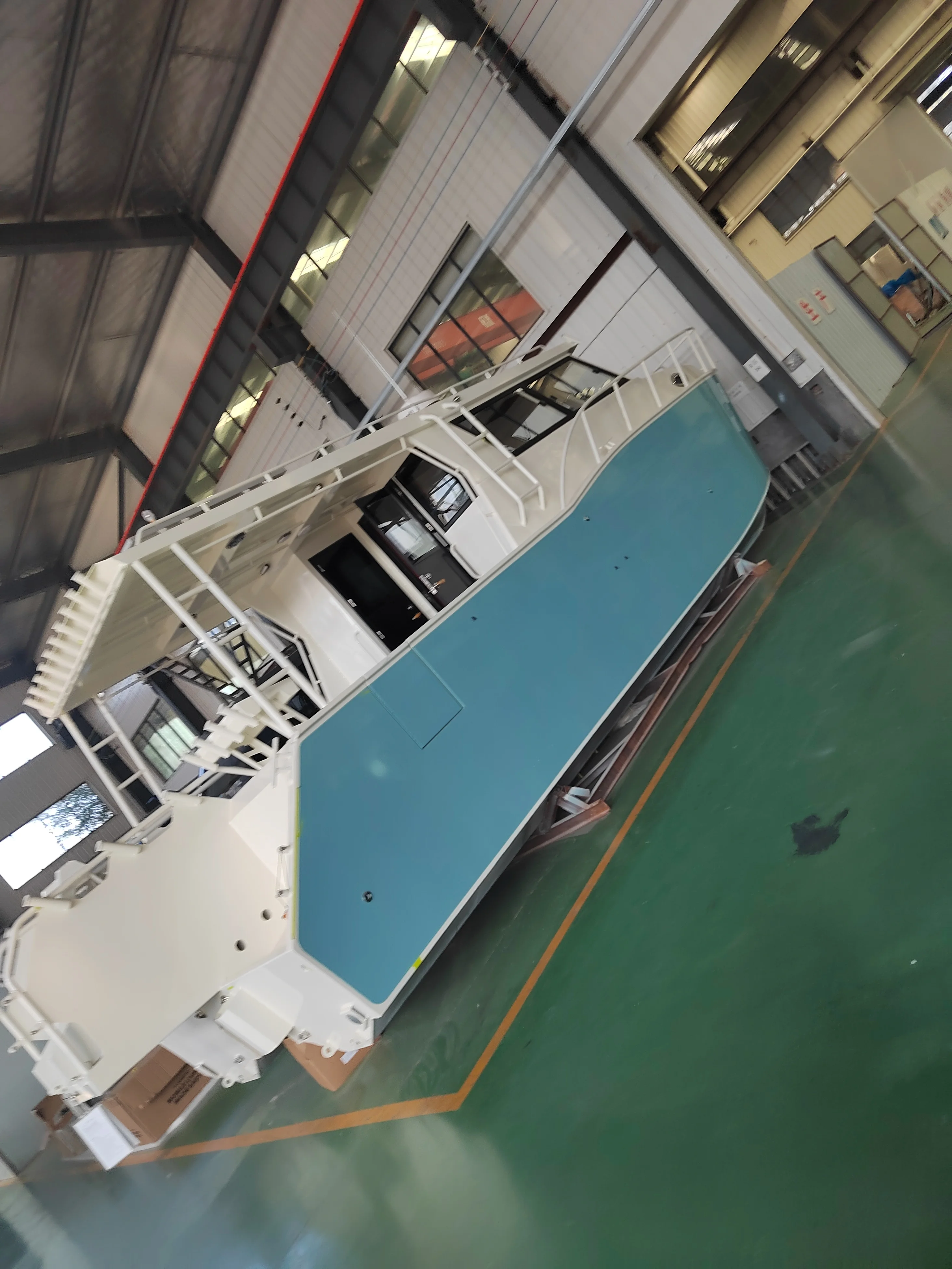 9.7m catamaran welded aluminum fishing power boat cruiser with cabin for sale