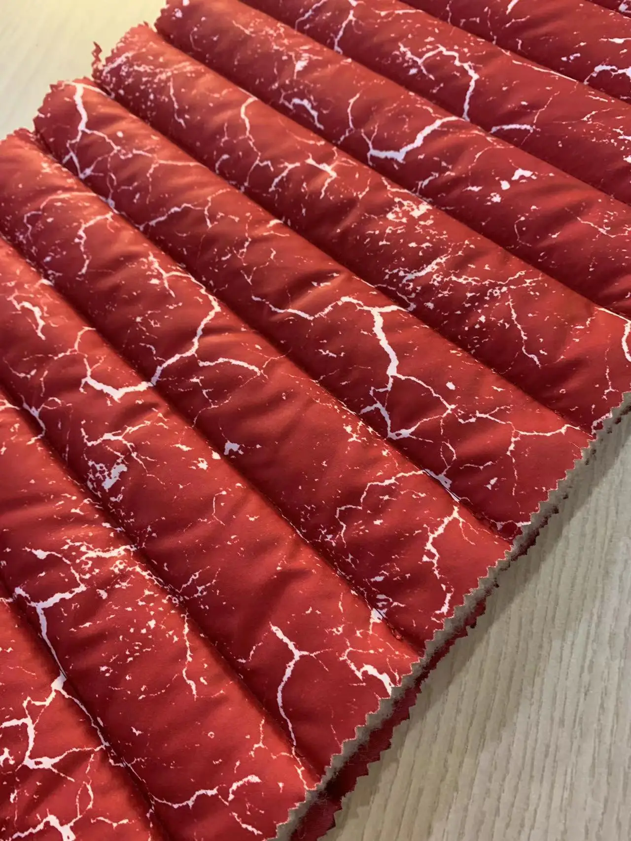 Cheap price 100% Polyester Padded Quilted Fabric Quilting Fabric for Down Jacket Fabric Apparel Lining