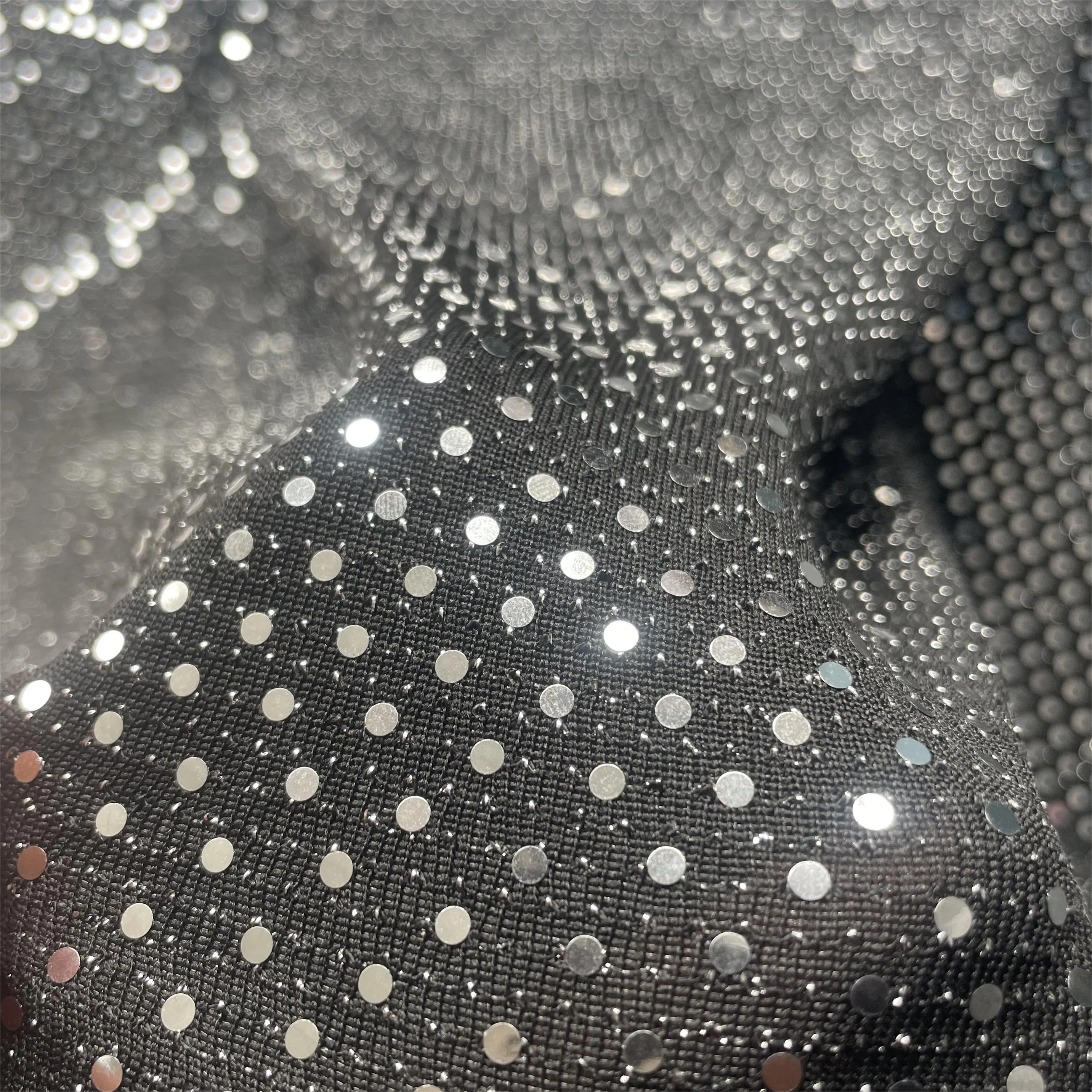 Fashion polyester wire sequins decal fabric dress flash stretch knit fabric laser polka dot perm women jacquard fabric