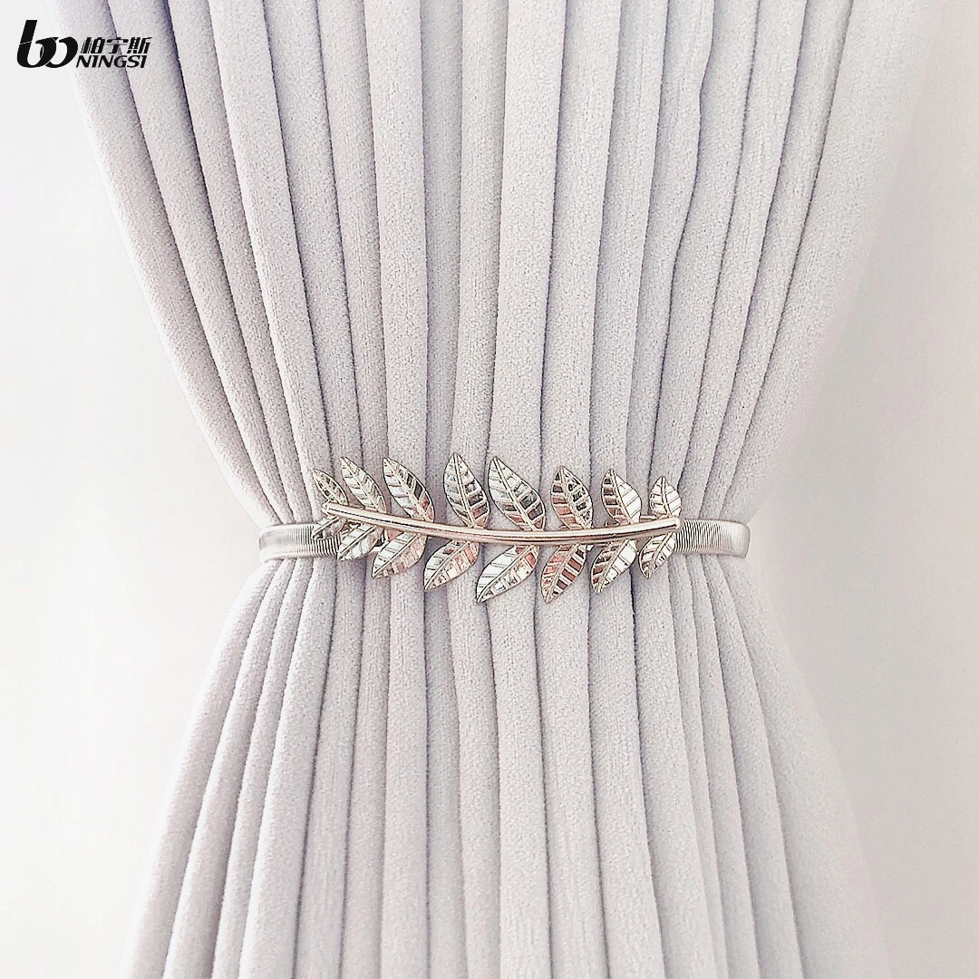 new design hot- selling leaf shape silver metal spring curtain hook for home, hotel