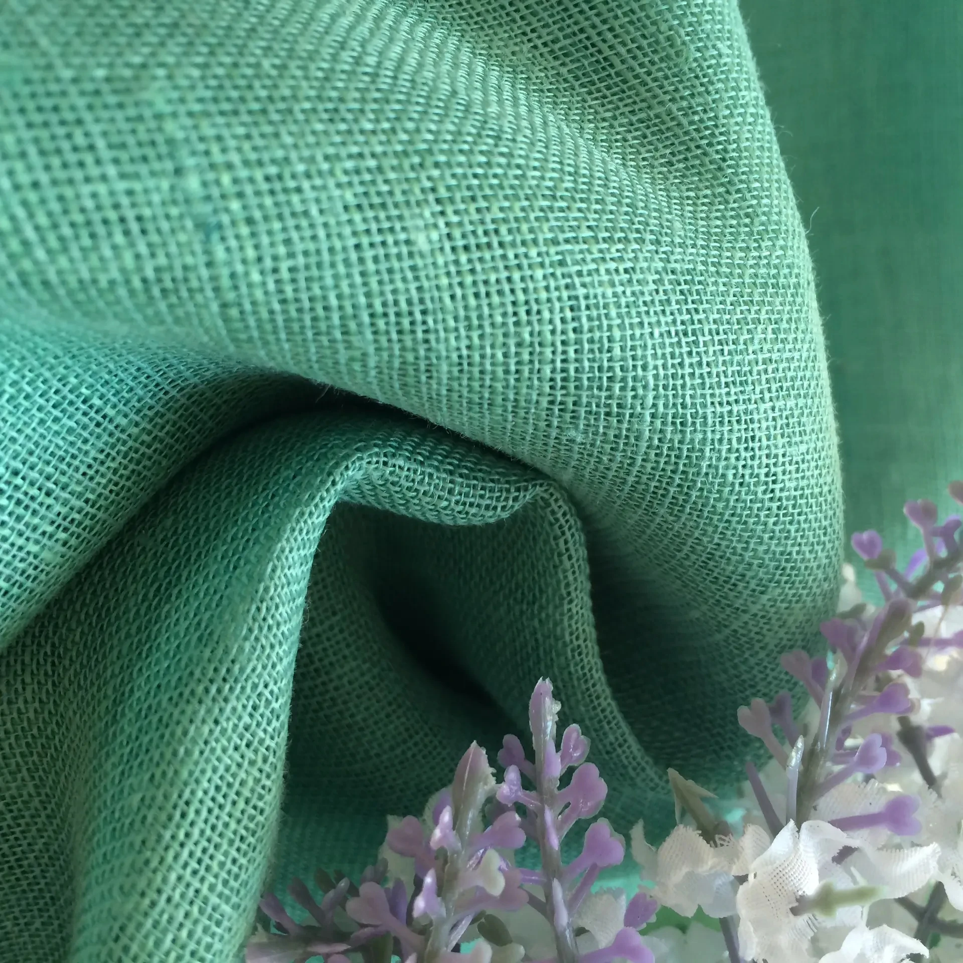 HIGH QUALITY RAYON LINEN FABRIC  PLAIN DYED  80% VISCOSE 20% FLAX 7*7 230 GSM   FABRIC FOR HOME TEXTILE FOR GARMENT