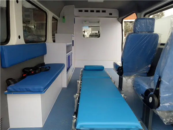 Dongfeng mobile icu mini hospital ambulance vehicle manufacturer
