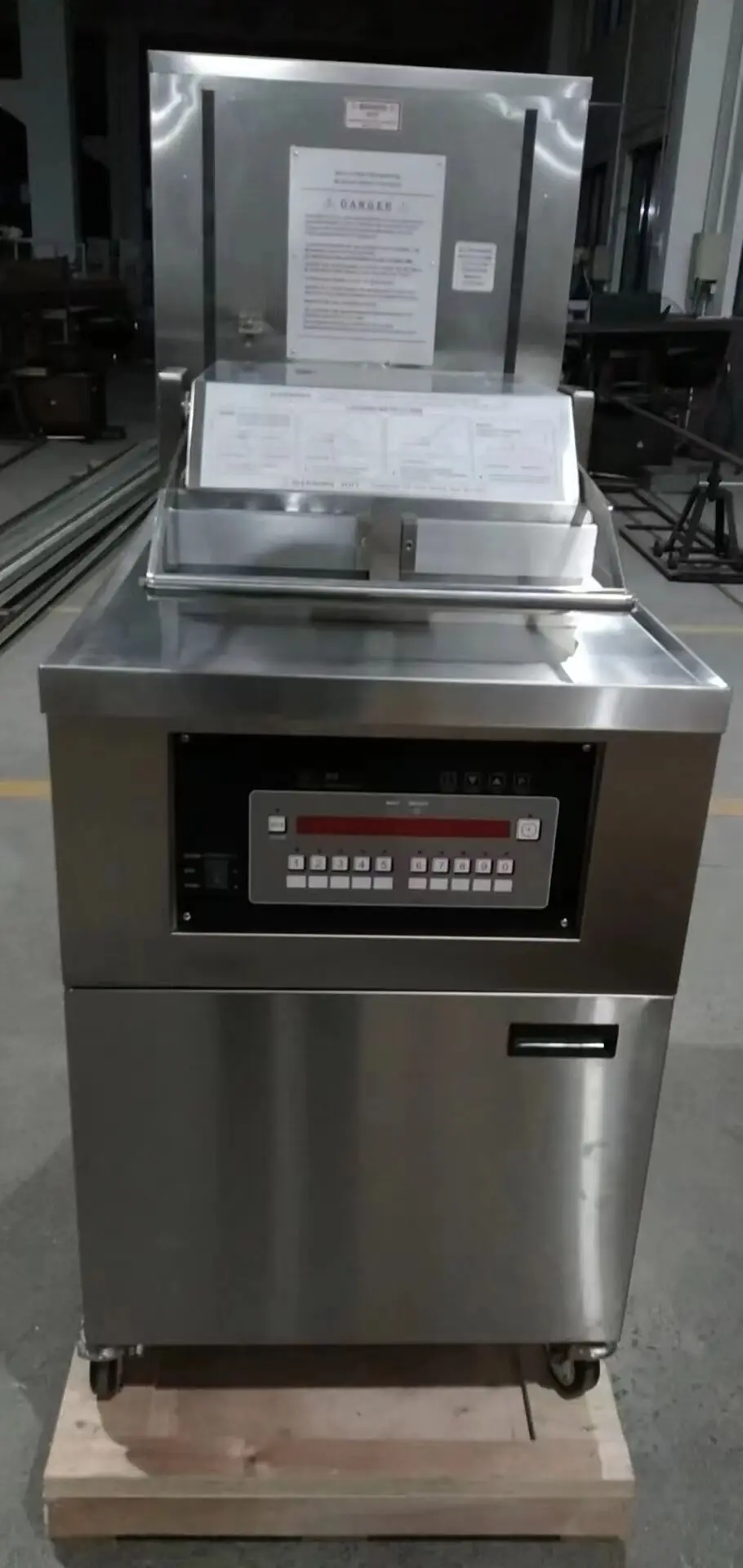 Chicken Pressure Fryer Machine Commercial Electric Lifted Vacuum Batch Chicken Fryer Machine Price for Fast Food Kitchen