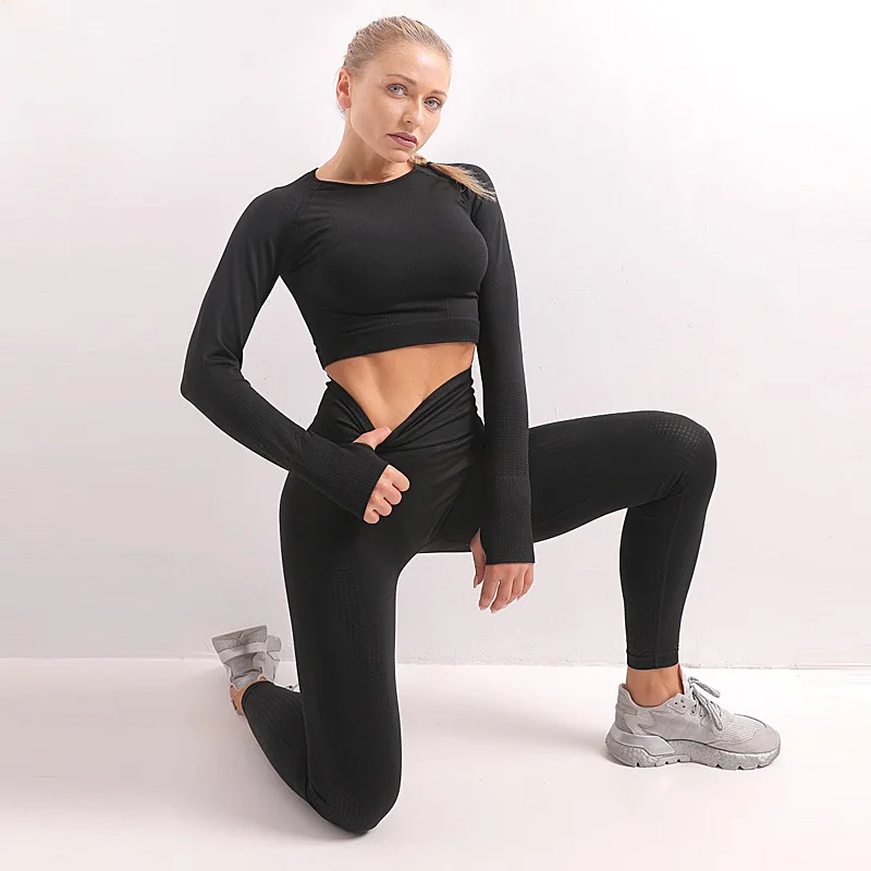 2021Yoga set Eight Colors Gym Tightening Butt Leggings Set Sports Bra Fitness Long Sleeve Yoga Three-piece Set