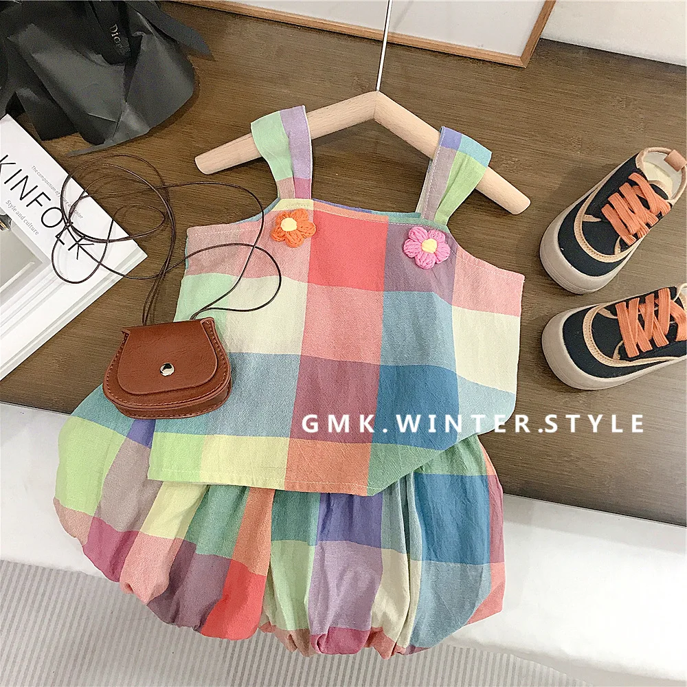 Summer new little girl foreign style flower checkered suspender shorts set baby girl fashion two-piece set