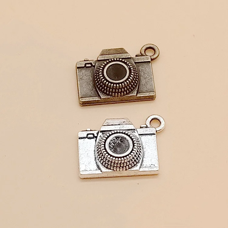 Boutique Exquisite Necklace Charm  Accessoryantique Silver Tone/Antique Bronze Camera Pendant Charm