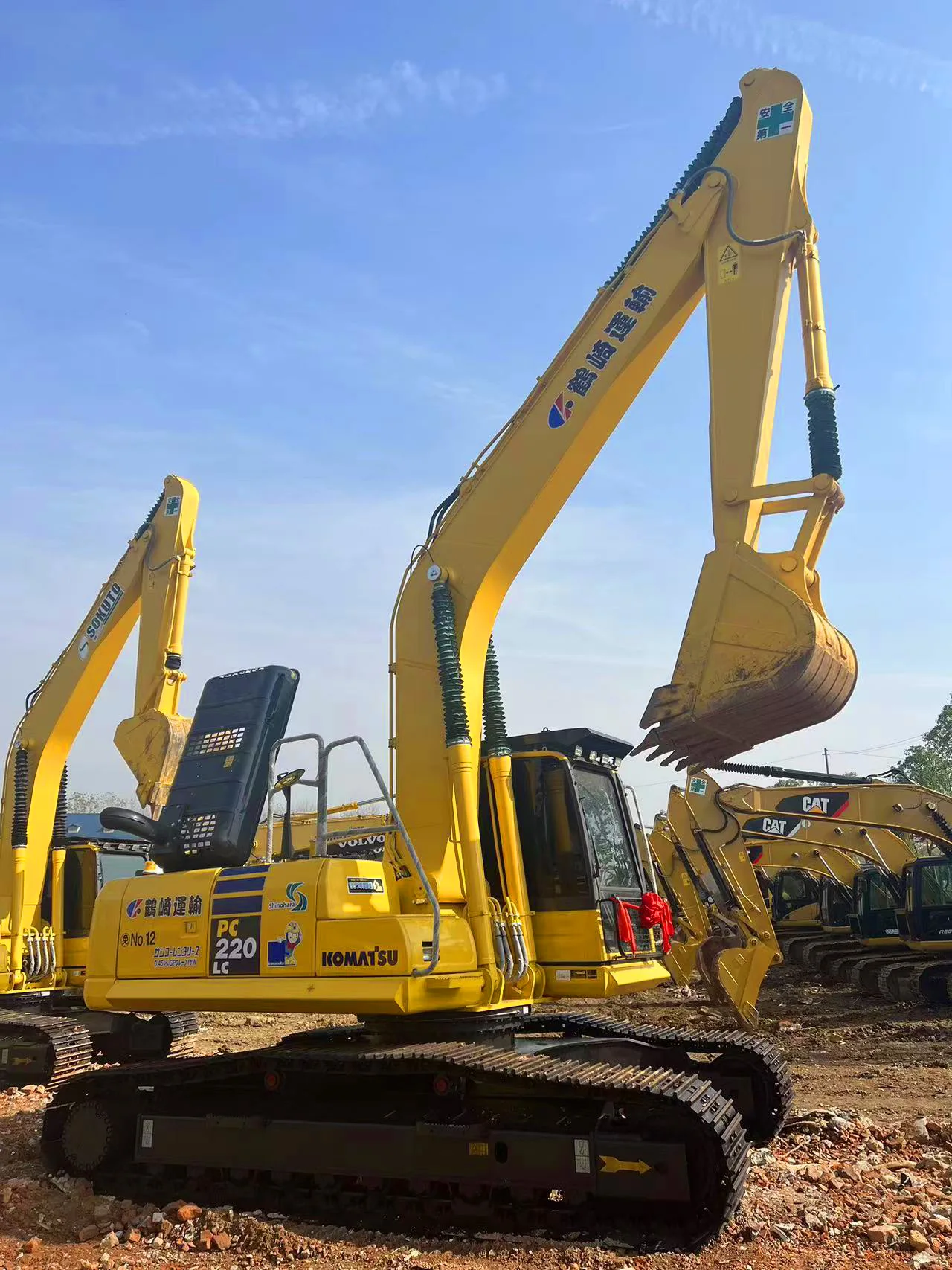 Foreign trade for 90% new used komatsu excavator pc35 pc40 pc45 pc50 pc55 pc56 pc360 pc130 pc400  pc200 pc120 pc130 in stock