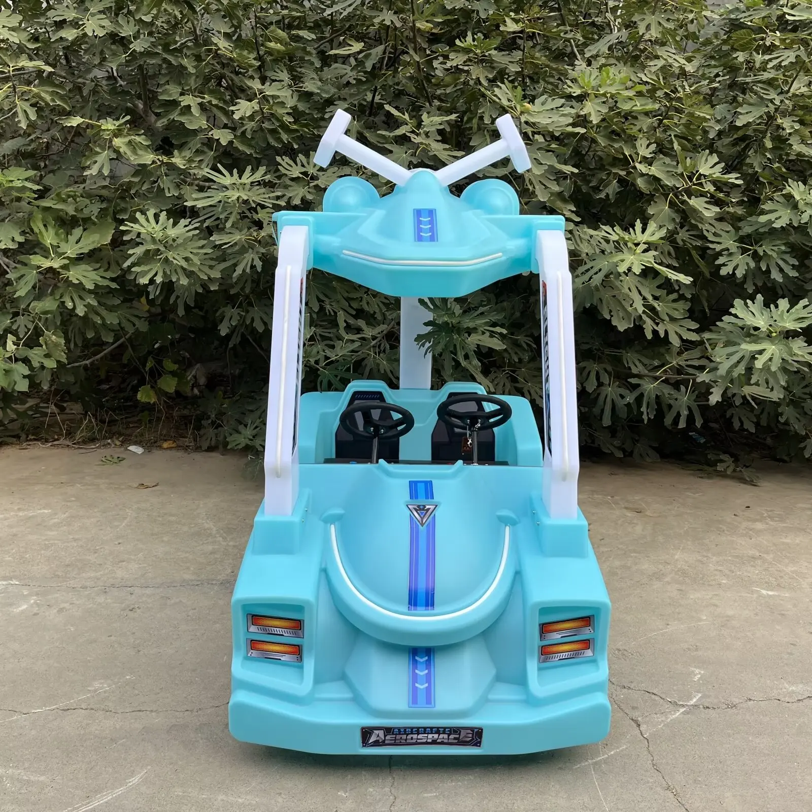 Pre-sale Newest designed Funfair Attractive Adults Kids Ride on Games Machine Comfortable Double Seat Bumper car for Sale
