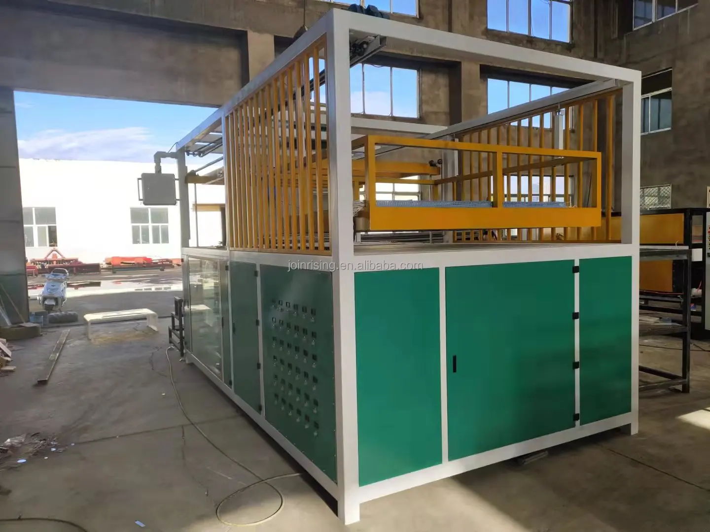 Plastic Vacuum Forming Machine high quality Made in China