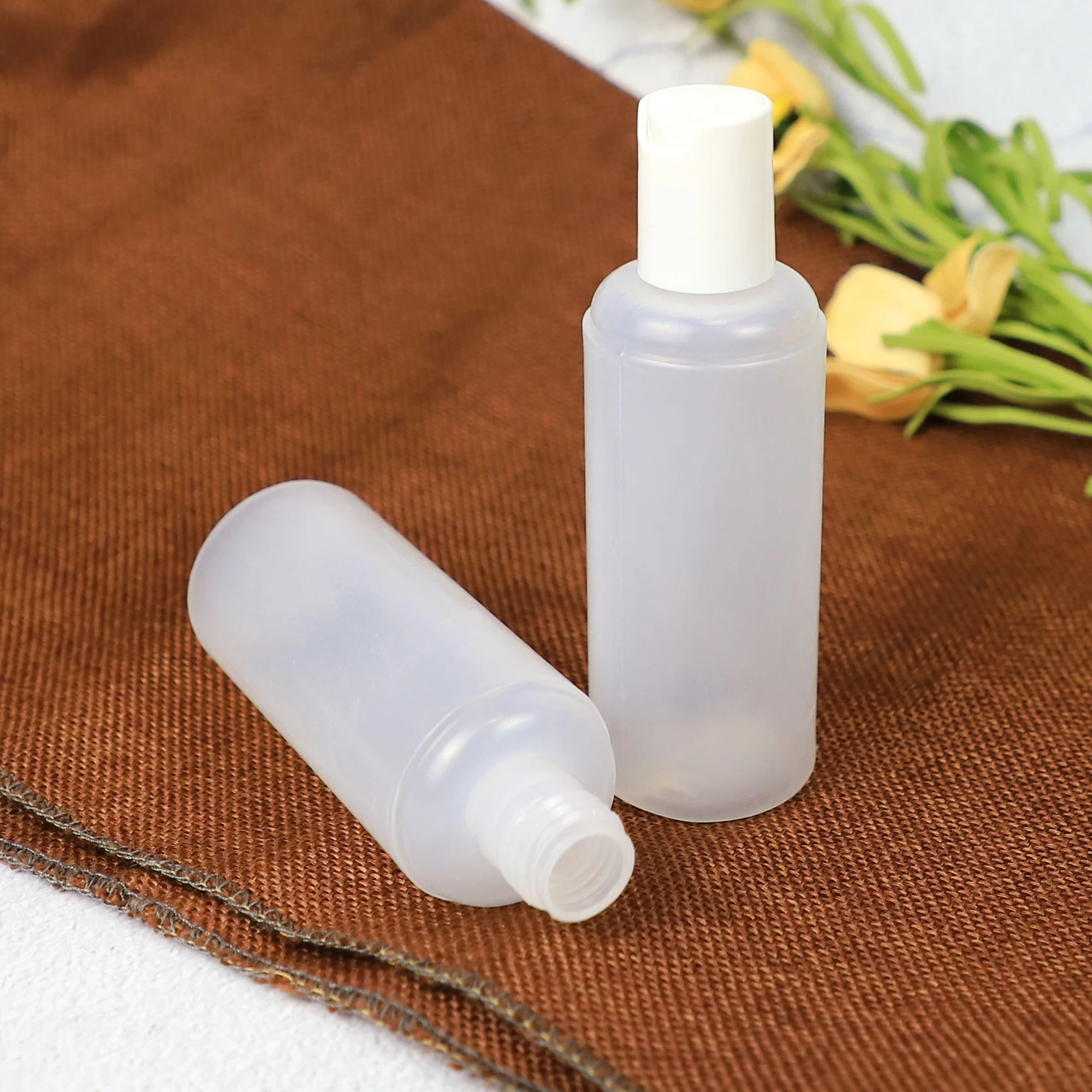 
Hot Selling Wholesale Lotion Bottle Oil Plastic Bottle for Shower Gel 80ml 