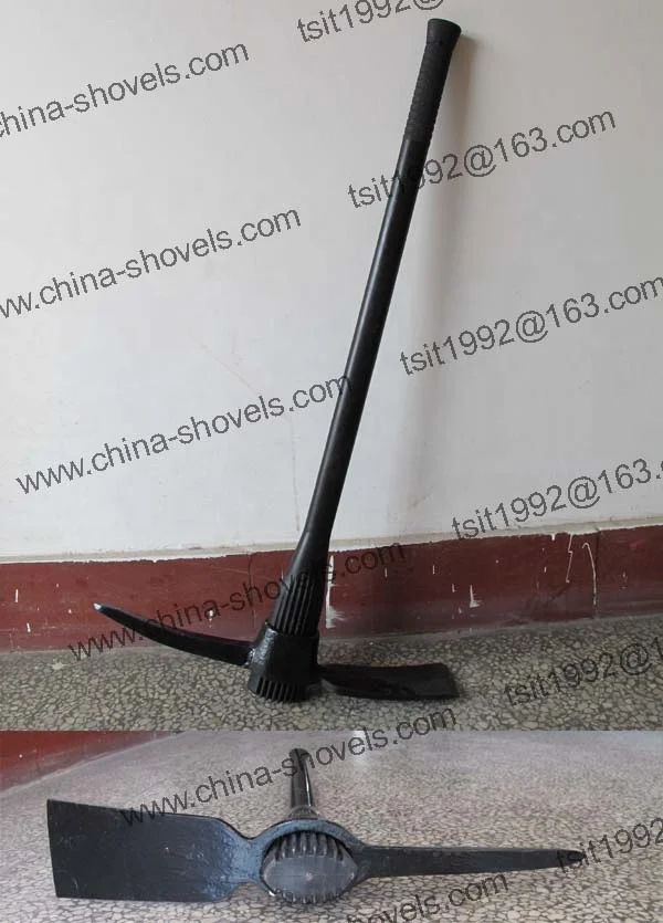 
Steel forged south American pico pickaxe with handle 