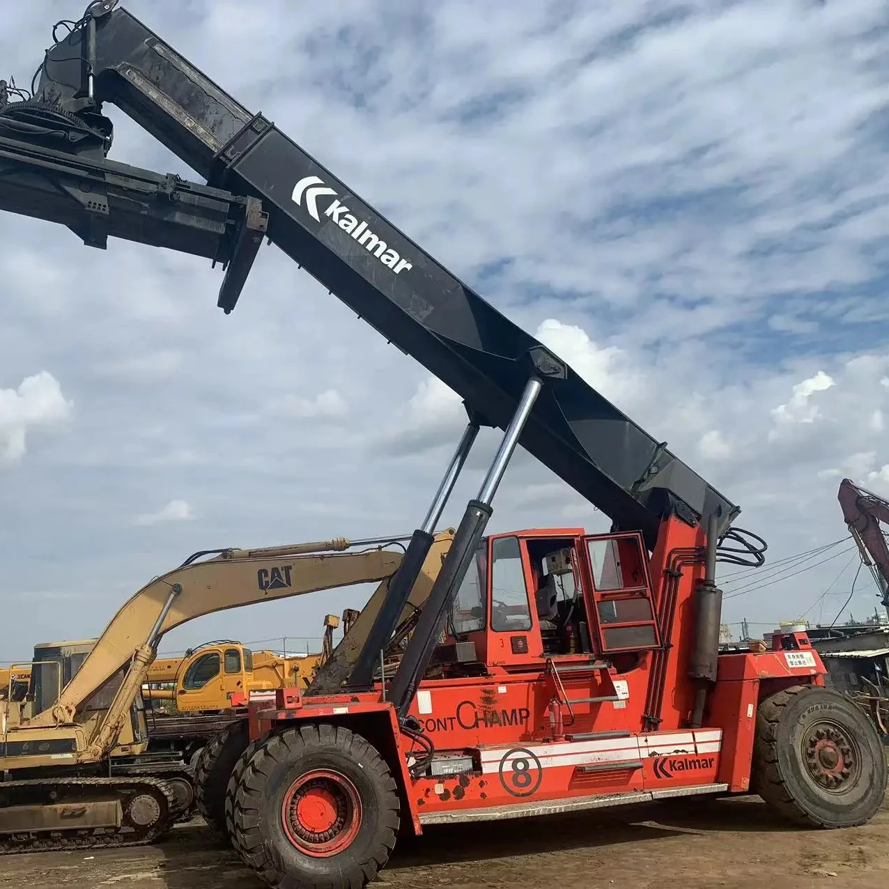 Хорошее состояние 45 тонн портовый контейнерный погрузчик Kalmar штабелер использованный для продажи