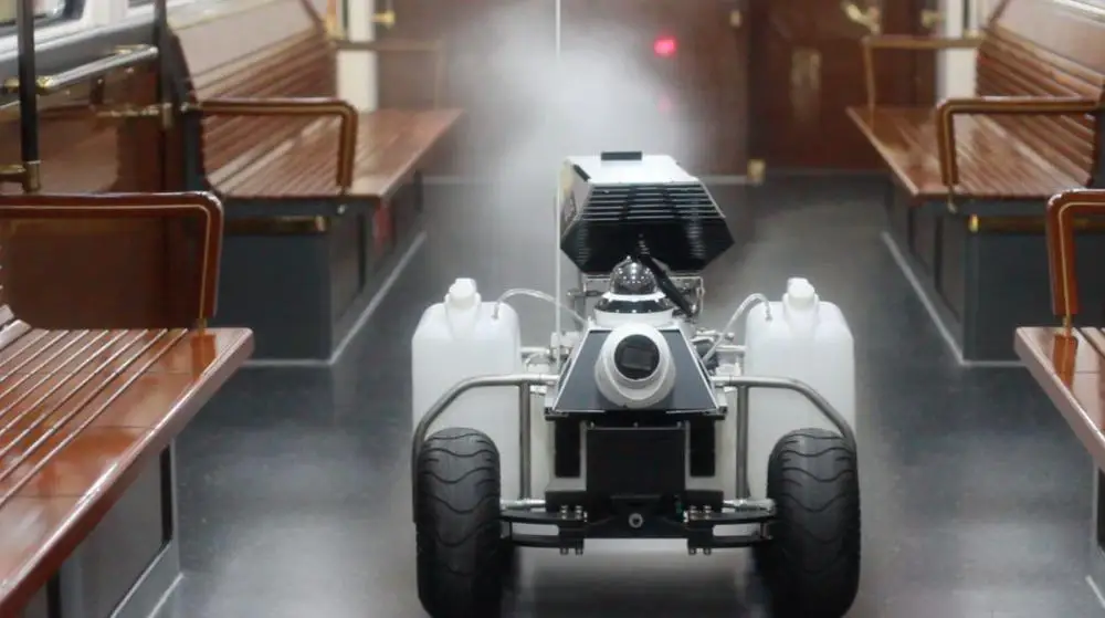 Outdoor indoor 30L Intelligent Disinfection Robot UGV Unmanned ground vehicle Fog spraying body infrared  fumigation  Machine