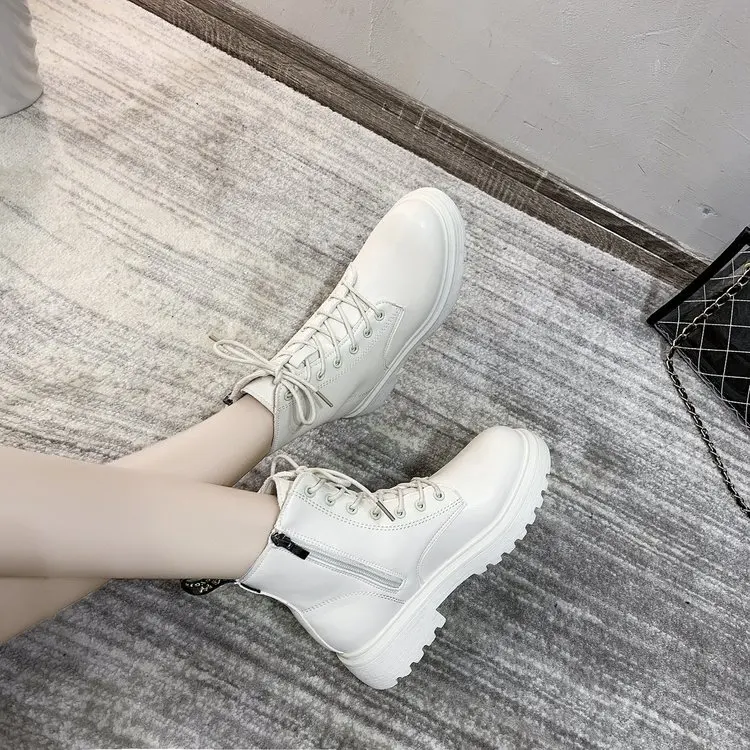 
New Type Top Sale Women Casual Shoe Wear Boot Manufacturer Rubber Boots 