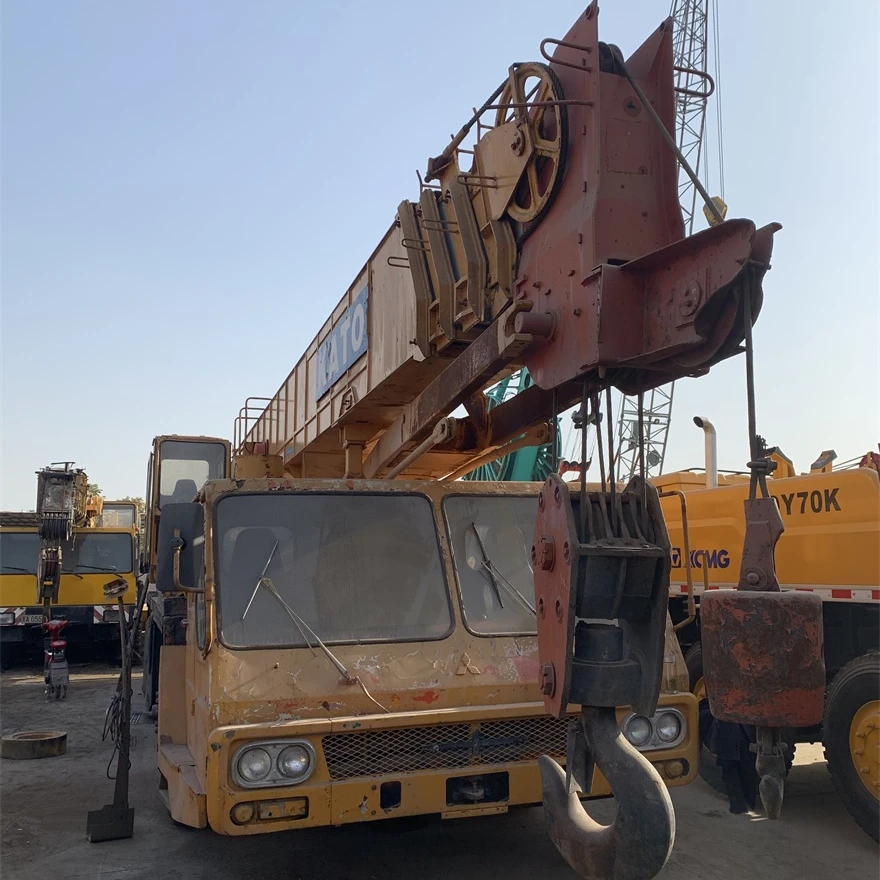Kato Japanese 50 ton NK500E-3 used truck crane for sale