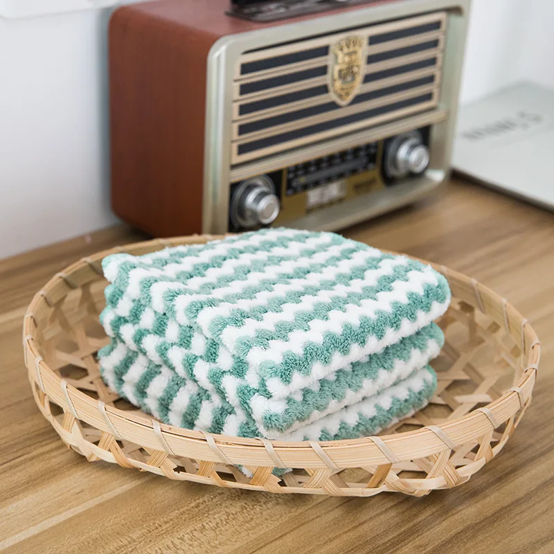 Wholesale hot selling fashion color reusable cleaning cloth multi-functional automotive microfiber stripe cloth recyclable rag