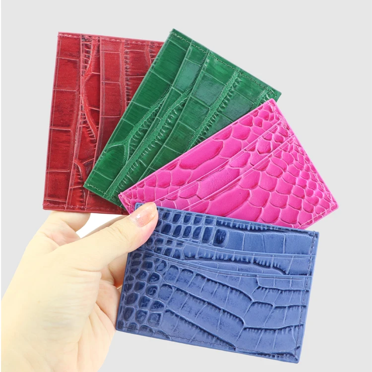 Тонкий бумажник из тисненой крокодиловой кожи с отделением для карт