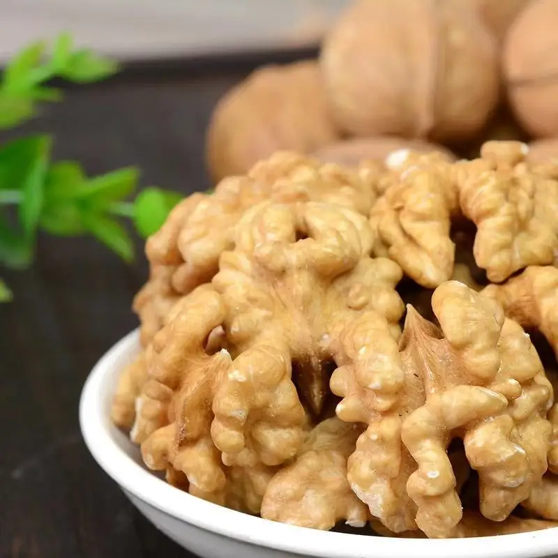 High-quality Walnut Kernels,walnut Food Grade Certified Organic Walnuts,healthy Food Walnut Kernels Amber Nuts and Dried Fruit /