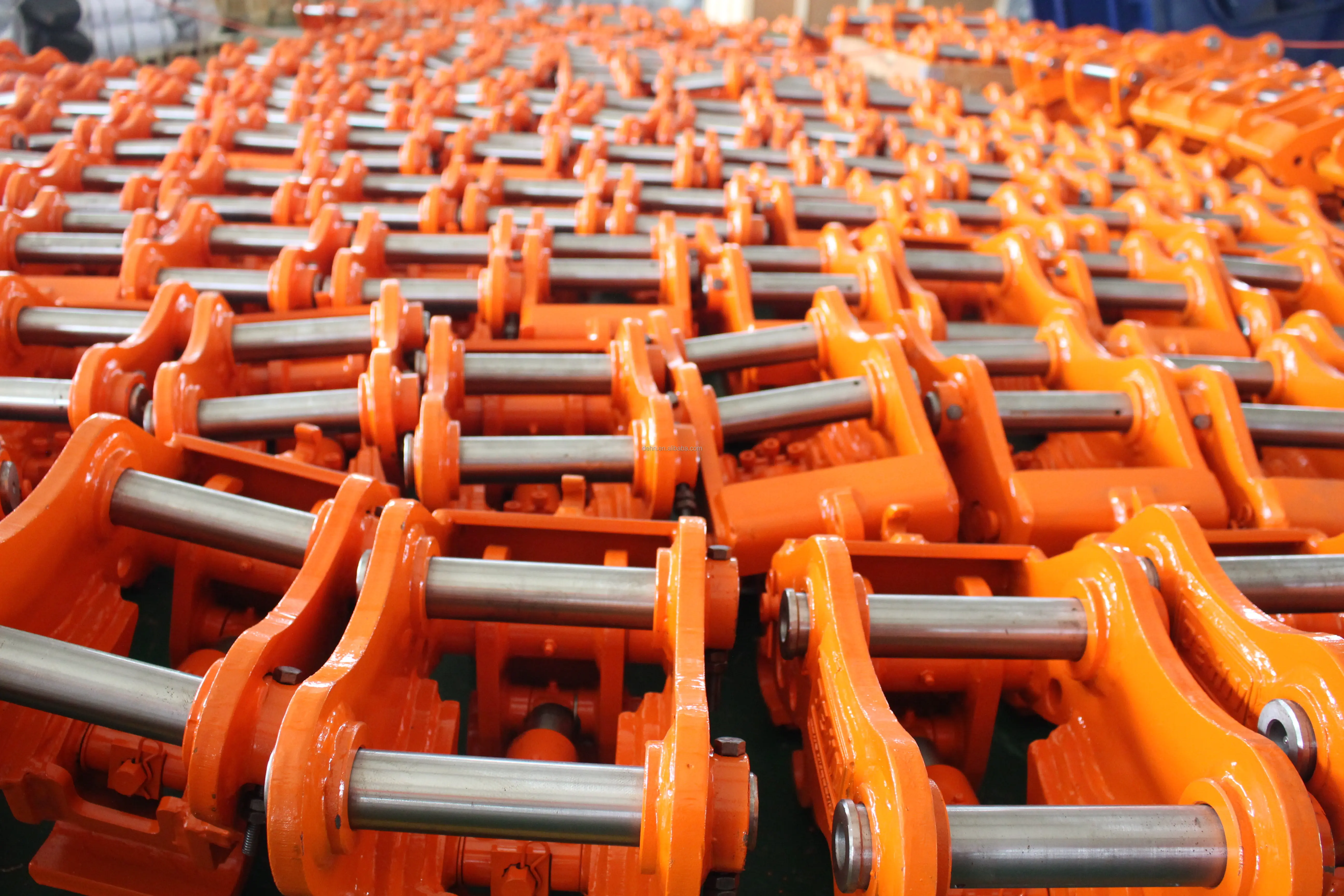 2 Ton Mini Excavator Hydraulic Quick Hitch Construction Industry Compatible Excavator Rotating Quick Coupler