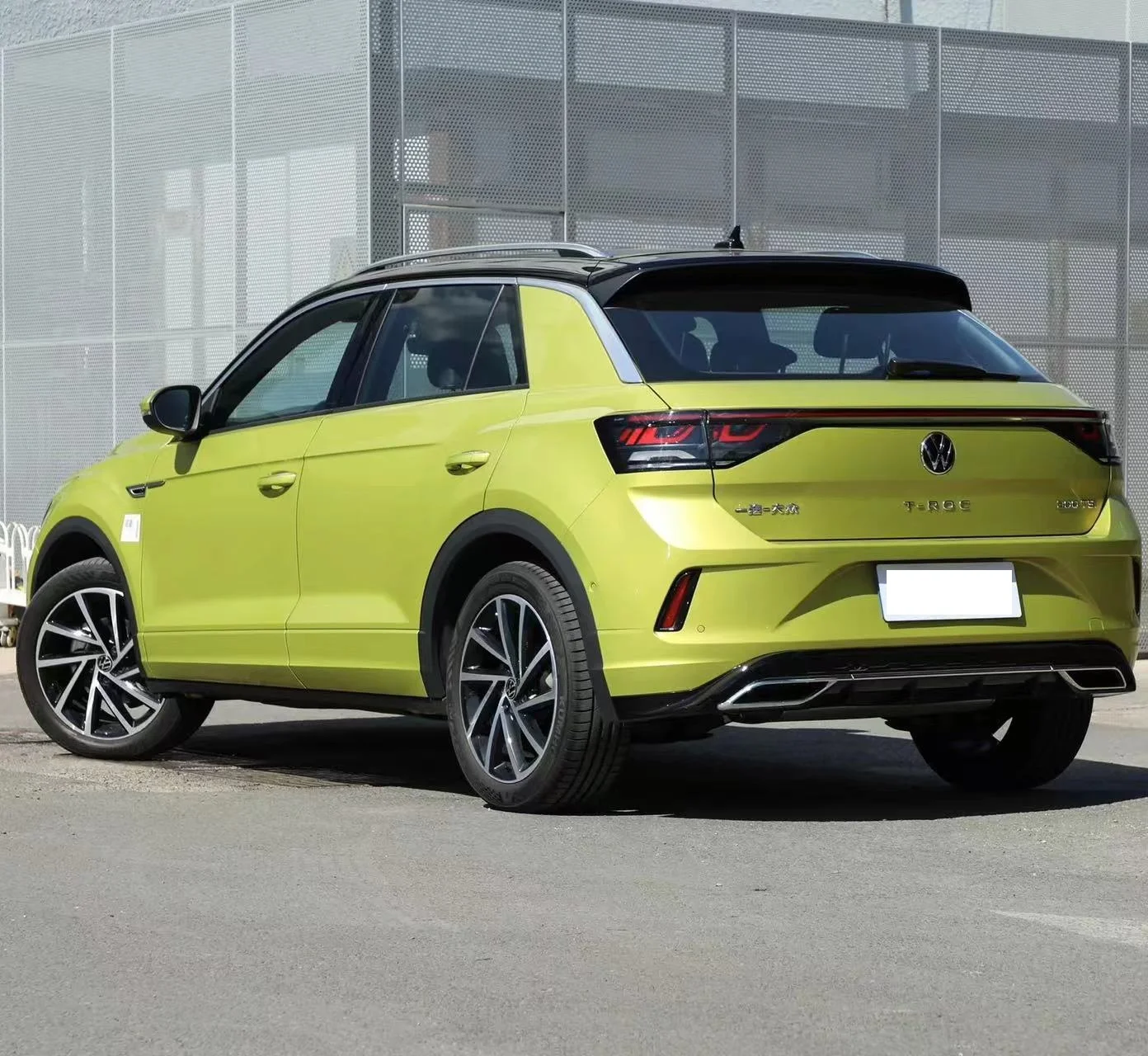 VolksWagenwerk T-ROC 2024 300TSI Starlight Edition 1.5L Turbocharged 160HP