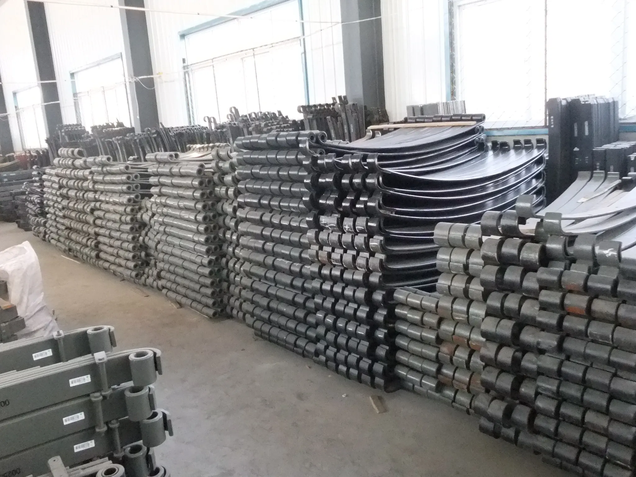 automobile machinery F11 ZK6116D bus 2902-00353 front 1st leaf spring