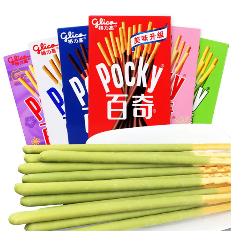 China hot selling Double Chocolate Fruit Milk Coating Pocky Cookies