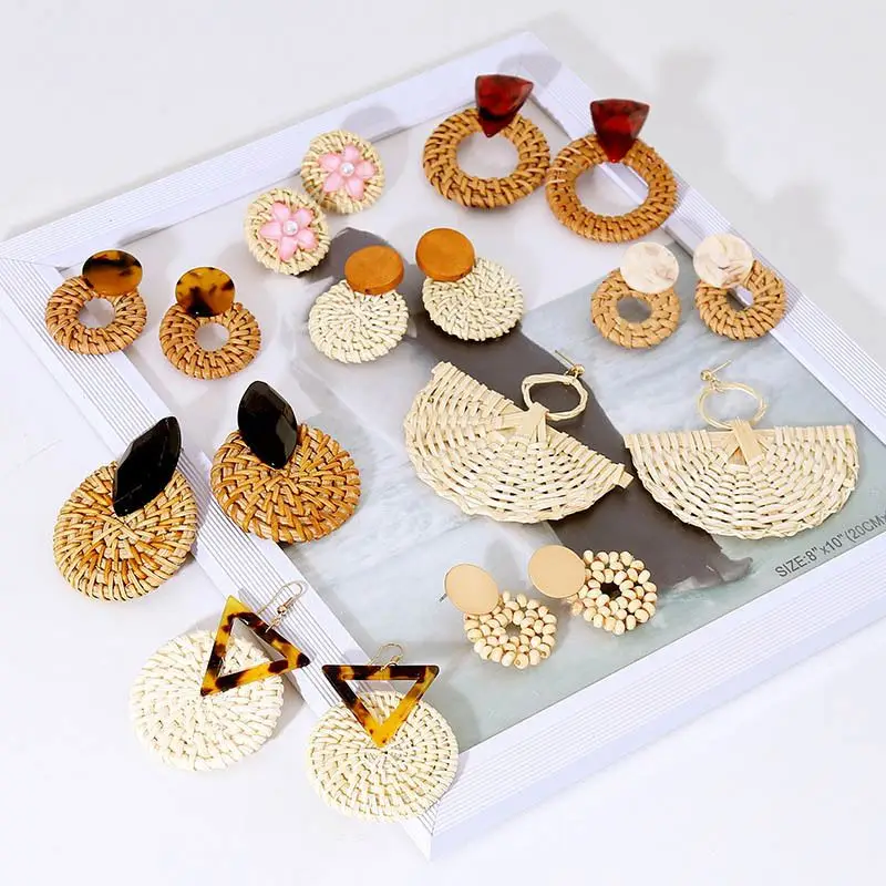 2021 New Fashion design jewelry hawaii handmade environment friendly wood flower Bamboo Pearl Shell rattan earring for women