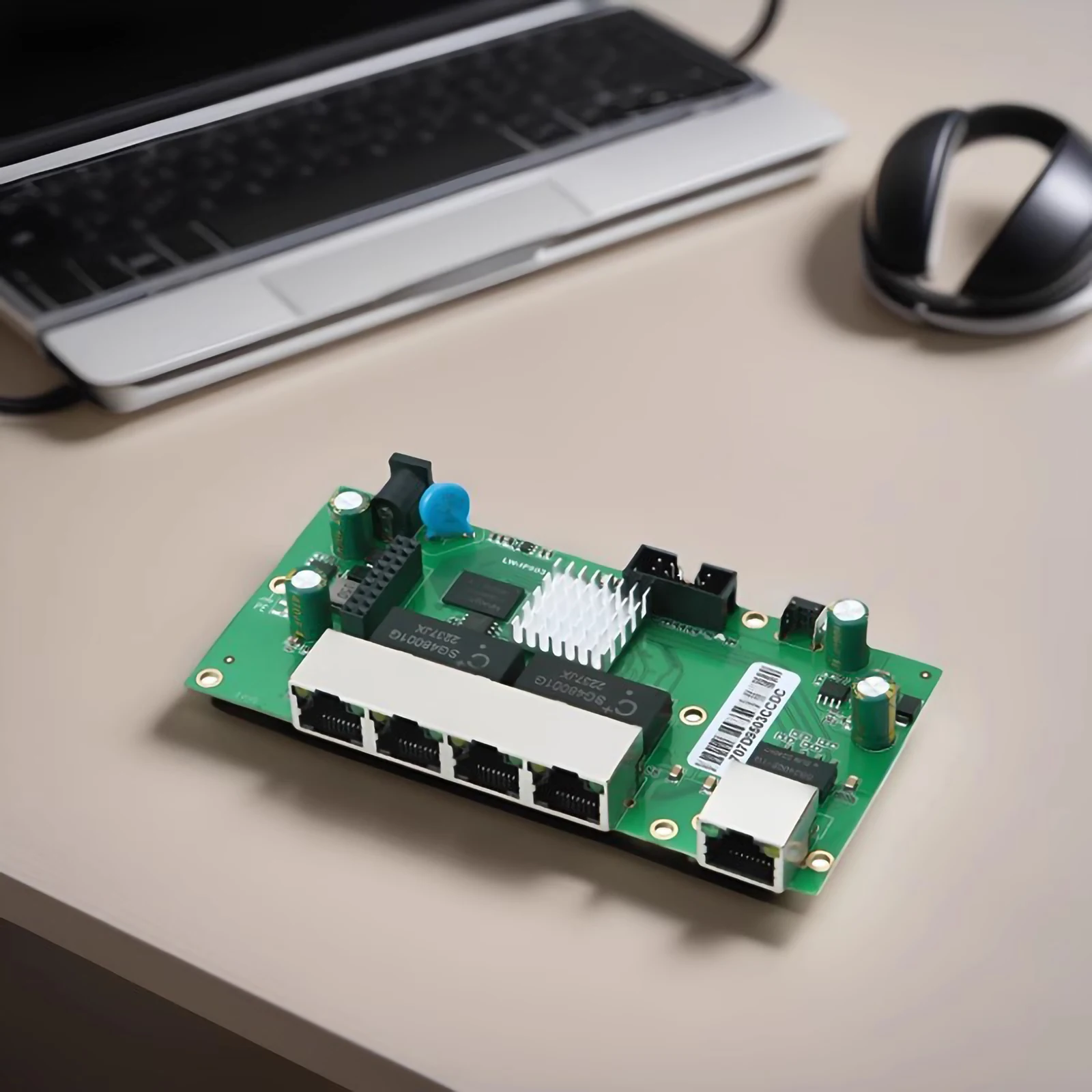 Industrial PoE Router Module 100/1000M Wired Network POE 48V Standard Gigabit Ethernet Router Switch PCB