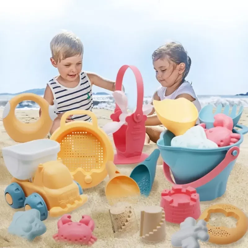 Beach Bucket Beach sand toy set 2022 summer new silicone Marine animals Beach toy