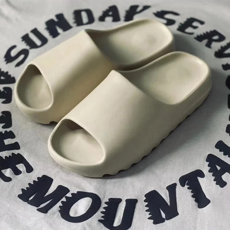Модные мягкие удобные простые мужские тапочки Yeezy из пвх EVA