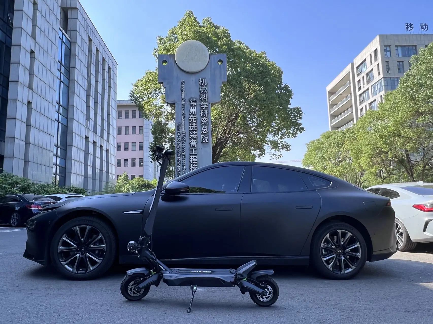 Nanrobot N6 high performance black off-road shock spring  52v,26Ah Electric scooter dual brushless motors 2* 1000W