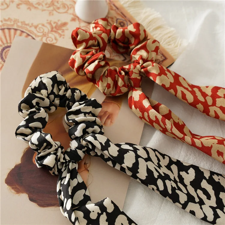 Fashion Hair Accessories Scrunchies Fabric Elastic Hair Band Cord Hair Ties Silk Satin Leopard Scarf Scrunchies For Women