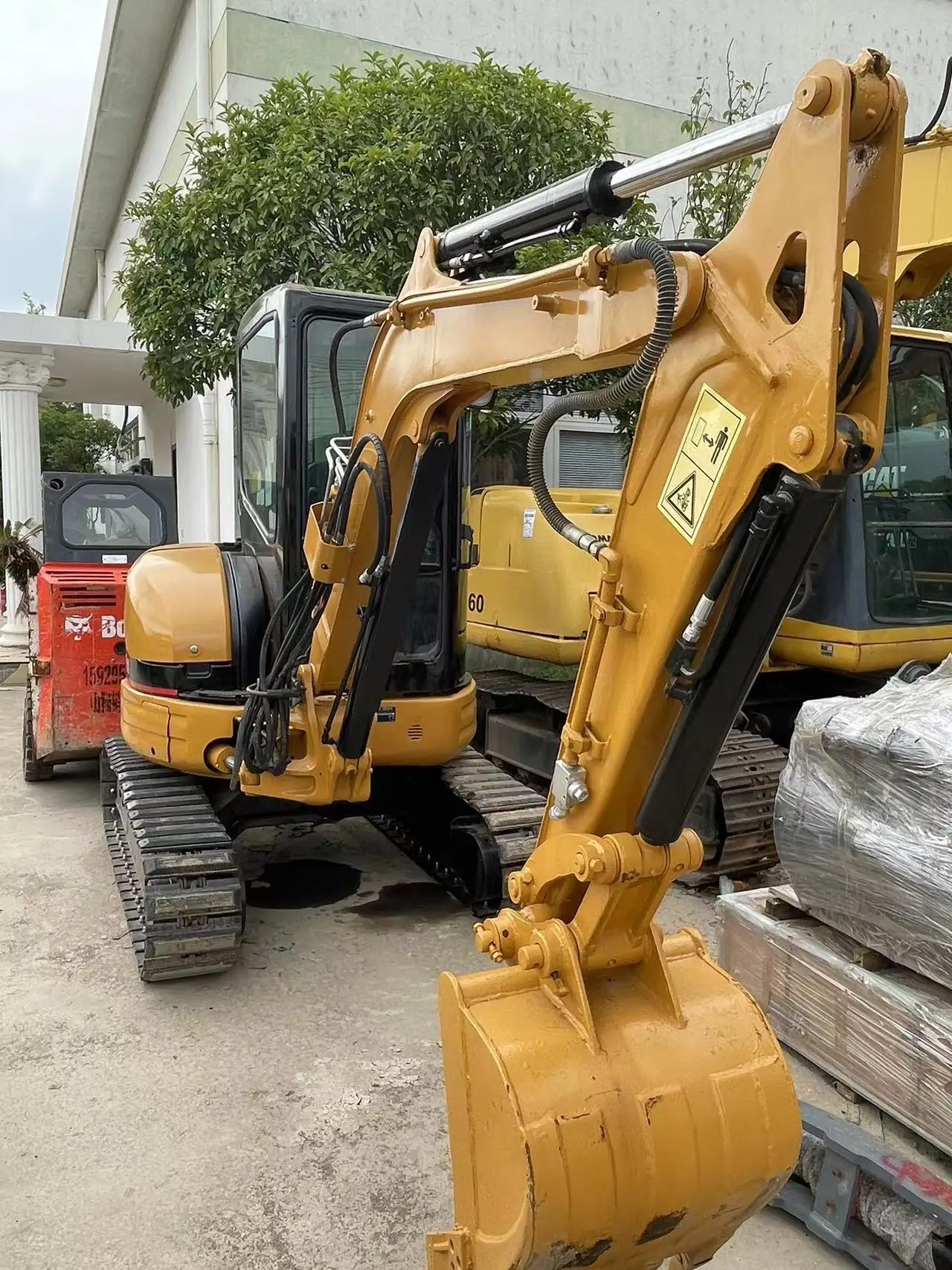 Used second hand excavator earth-moving machinery cat 303.5e ofsale