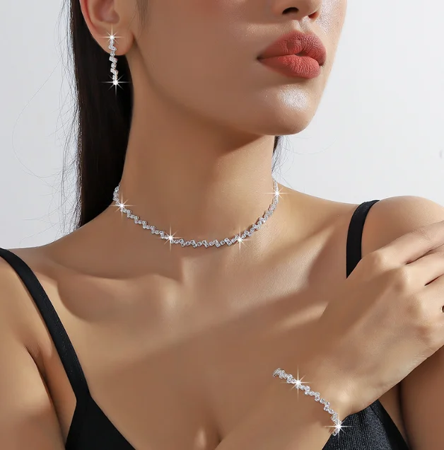 Hot selling Claw Chain Bare Diamond Zircon Necklace Earrings Bracelet Set Three piece Set Evening Dress Accessories