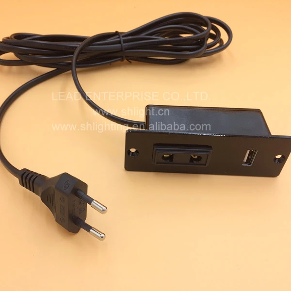 Утопленная мебельная розетка питания европейского типа с одним USB-портом