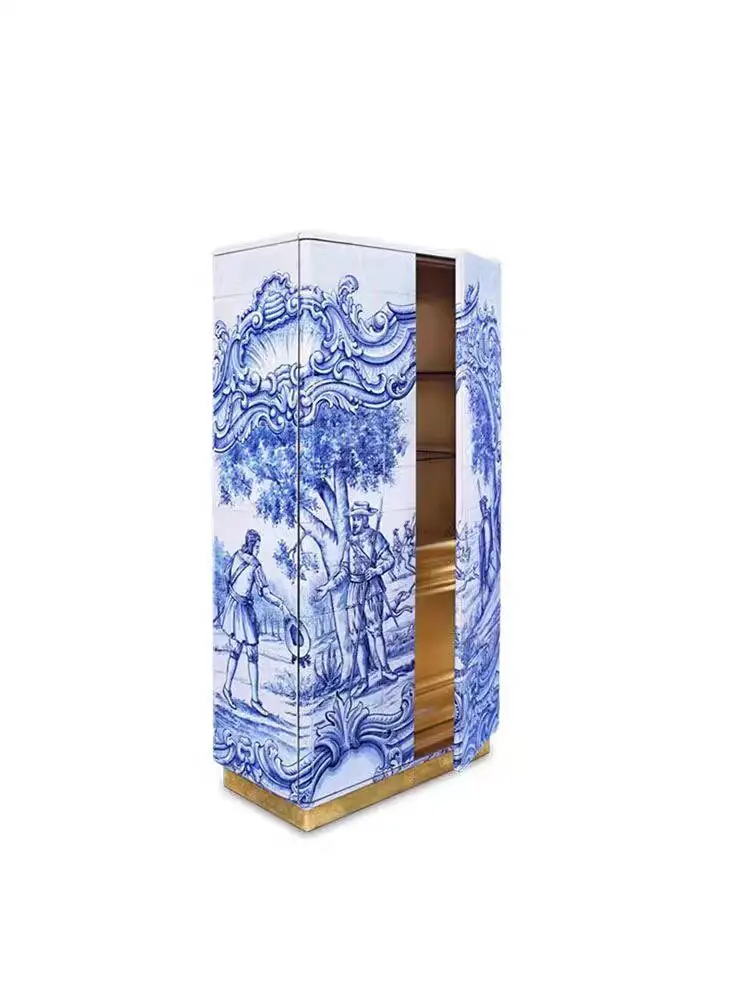 Light luxury style painted wall decorative cabinet  solid wood luxury villa locker Fashion personality high-end wine cabinet