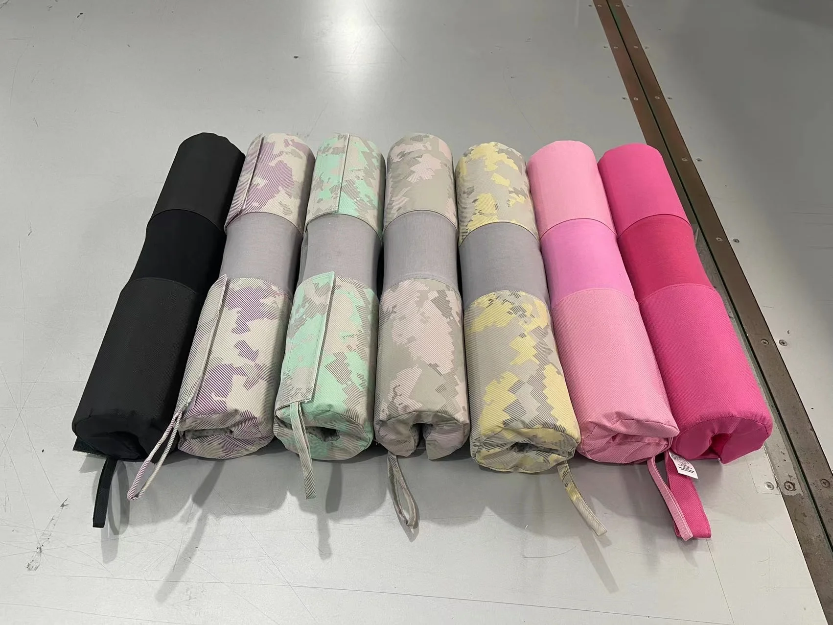 Kuerfit New Arrival High Quality Portable Weightlifting Sponge Oxford Barbell Mat Shoulder Protective Pad For Squats