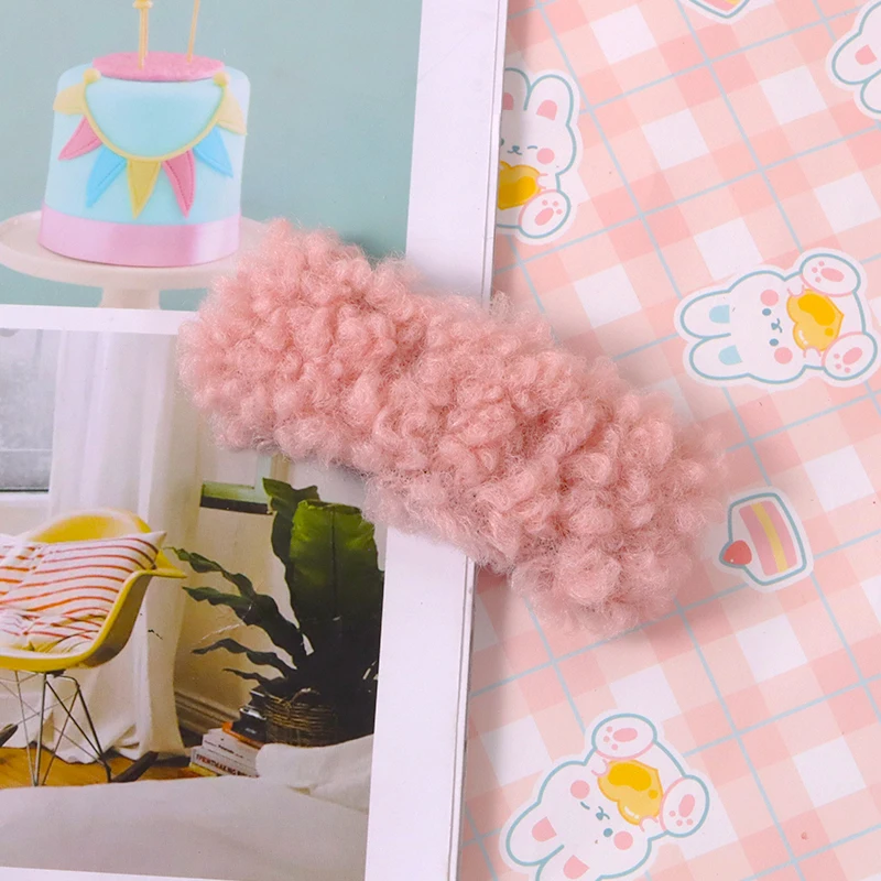 Лидер продаж декоративные плюшевые милые заколки для волос девочек модные однотонные 2022