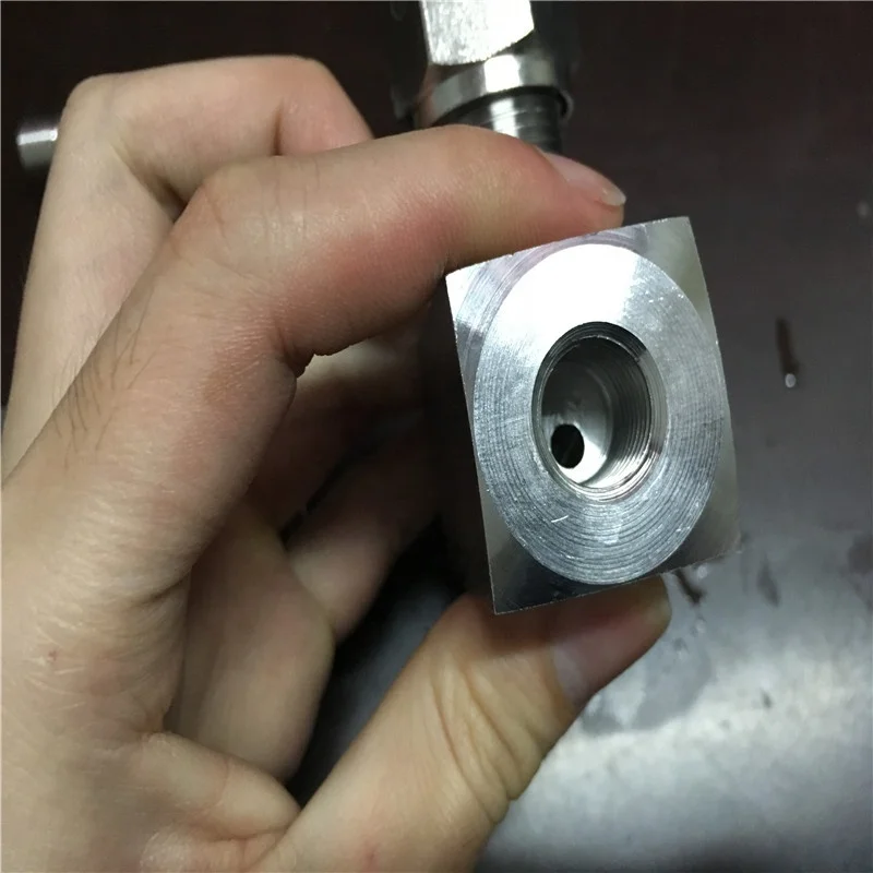 Игольчатый клапан из нержавеющей стали 316 PN20 1/2 дюймов PN100 A182 DSS18442 F51 поставляется игольным клапаном китайского