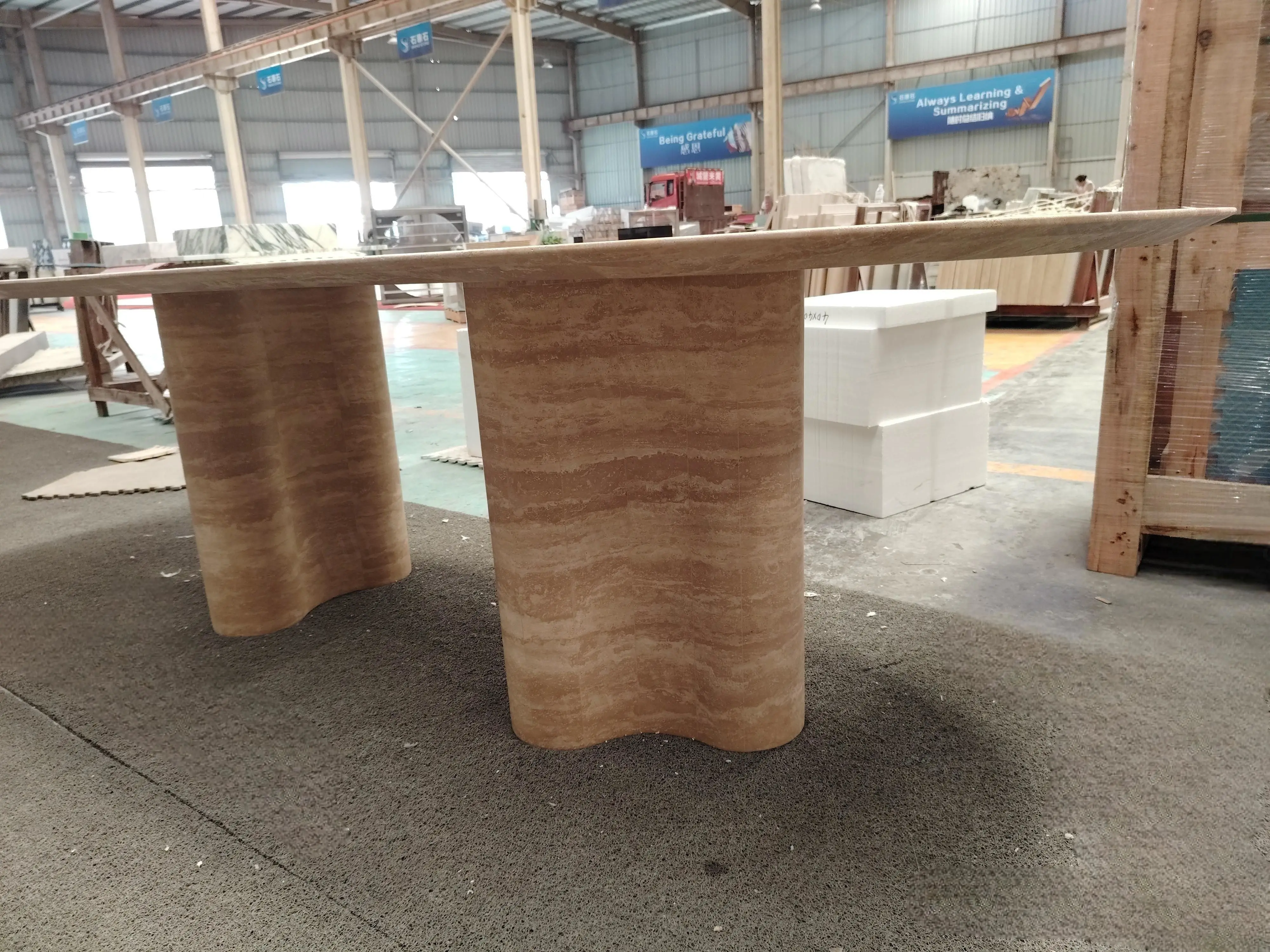 SHIHUI Customized Design Oval Furniture Natural Stone Beige Travertine Large Marble Dining Tables Luxury