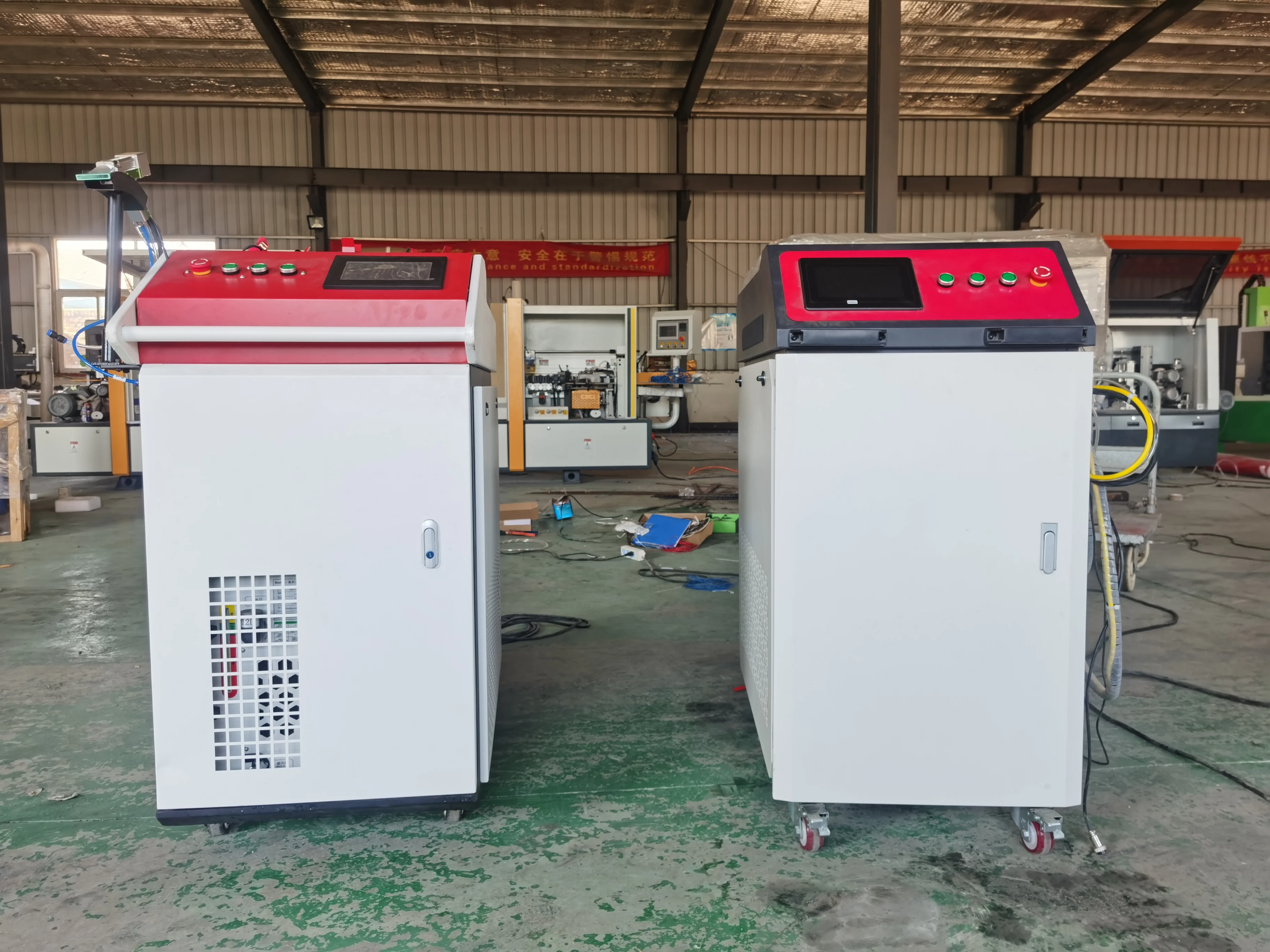 Portable Pulse Laser Cleaner Metal Rust Surface Paint Mini Laser Cleaning 50w Backpack Laser Cleaning Machine
