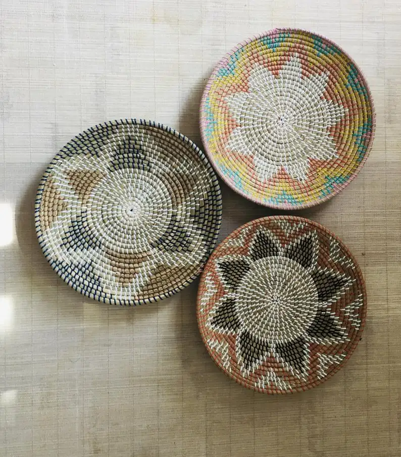 Set of 3 Rattan Wall Hanging Baskets Decor Seagrass Woven Wall Basket Plates Handmade Decorative Bowl with Hook Wicker Wall Tray